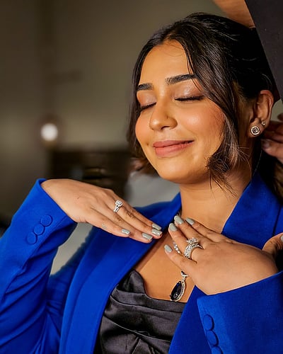 ஊதா ஊதா ஊதாப்பூ... கௌரி கிஷன்!