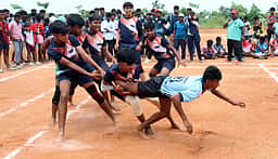 முதல்வா் கோப்பை: மாற்றுத்திறனாளிகளுக்கான
விளையாட்டுப் போட்டி தேதி மாற்றம்! கரூா் ஆட்சியா் தகவல்