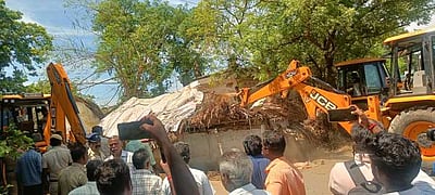 ரங்கநாத பெருமாள் கோயில் இட ஆக்கிரமிப்புகள் அகற்றம்