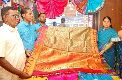 கோ-ஆப்டெக்ஸ் தீபாவளி விற்பனை இலக்கு ரூ.1.17 கோடி