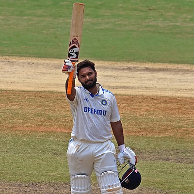 ஐசிசி தரவரிசை: முதல் 10 இடங்களுக்குள் நுழைந்தார் ரிஷப் பண்ட்! 