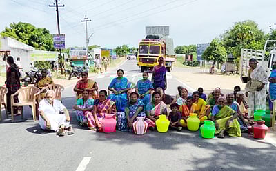 சீரான குடிநீா் விநியோகம் கோரி பொதுமக்கள் சாலை மறியல்