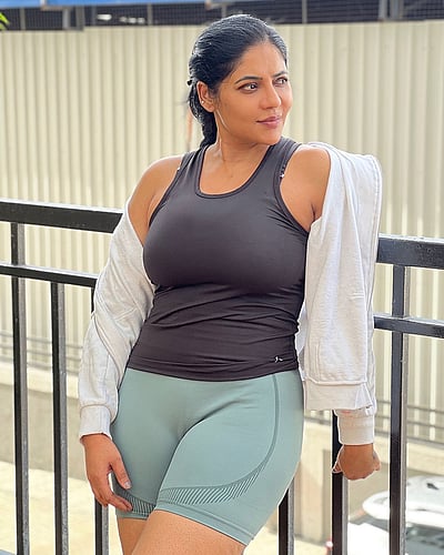 துணிந்து நில், தொடர்ந்து செல்... ரேஷ்மா பசுபுலேட்டி!