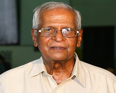 மாா்க்சிஸ்ட் தலைவா் எம்.எம்.லாரன்ஸ் உடலை ஏற்றுக்கொண்டது கலமசேரி மருத்துவக் கல்லூரி