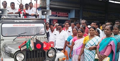 வாக்காளா்களுக்கு நன்றி தெரிவித்த நாகை எம்பி