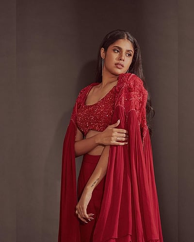 செவ்வாடைத் தென்றல்... ஃபரீயா அப்துல்லா!