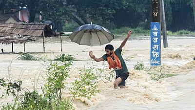 சிக்கிமில் கனமழை: கடும் நிலச்சரிவால் பாலங்கள் உடைந்தன!