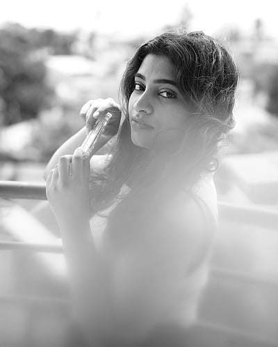 இசையால் தொடர்ந்து... மாளவிகா ஸ்ரீநாத்!