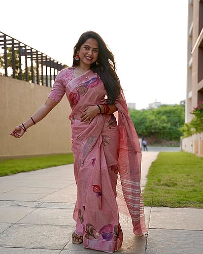 காற்றே என் வாசல் வந்தாய்... மதுமிதா!