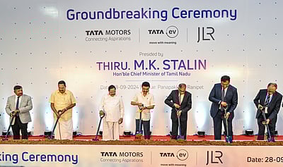 பனப்பாக்கம் தொழிற்பூங்காவில் மின்சார கார் உற்பத்தி ஆலை - புகைப்படங்கள்