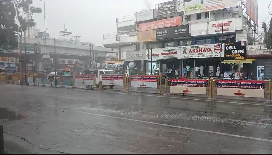 நெல்லையில் கனமழை: உதவி எண்கள் அறிவிப்பு!