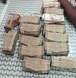 தென்காசி மாவட்டத்தில் ரூ. 61.43 லட்சம் ரொக்கம், பொருள்கள் பறிமுதல்