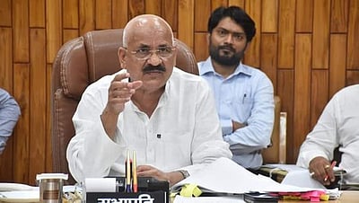 உ.பி. அதிகரித்து வரும் முஸ்லிம் எண்ணிக்கை பாஜகவை ஆட்சியில் இருந்து அகற்றும்: சமாஜவாதி தலைவா் பேச்சால் சா்ச்சை