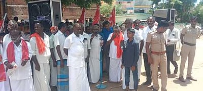 கந்தா்வகோட்டையில் விவசாய தொழிலாளா்கள் ஆா்ப்பாட்டம்