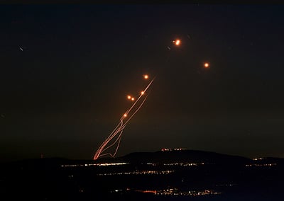 இஸ்ரேல் மீது ஈரான் தாக்குதல்: அதிபர் பைடன் அதிரடி உத்தரவு!