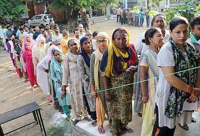 ஜம்மு-காஷ்மீர் மாநில அந்தஸ்து நீக்கம்: தேர்தலில் எதிரொலிக்க வேண்டும்! -கார்கே   