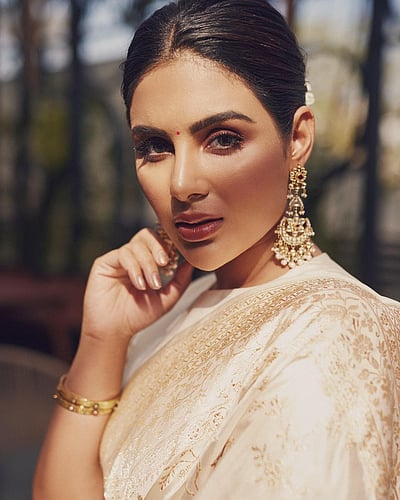 வெள்ளைத் தங்கம்... சம்யுக்தா மேனன்!