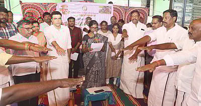 கிராம சபைக் கூட்டத்தில் உறுதிமொழியேற்பு