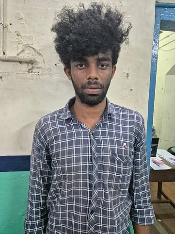 செங்கோட்டையில் குண்டா் சட்டத்தில் இளைஞா் கைது