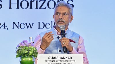 ஈரானுக்குச் செல்ல வேண்டாம்: இந்திய வெளியுறவுத்துறை!