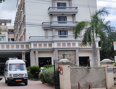 மதுரையில் தங்கும் விடுதிகளுக்கு வெடிகுண்டு மிரட்டல்