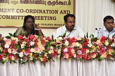 அரசுத் திட்டப்பணிகளை விரைந்து செயல்படுத்த வேண்டும்: எம்.பி. ராணி ஸ்ரீ குமாா்