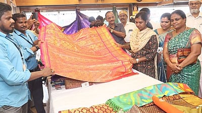 புதுகை கோஆப்டெக்ஸின் தீபாவளி விற்பனை இலக்கு ரூ. 96 லட்சம்