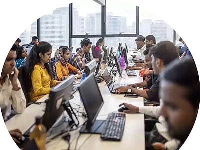 சேவைகள் துறையில் 10 மாதங்கள் காணாத வீழ்ச்சி