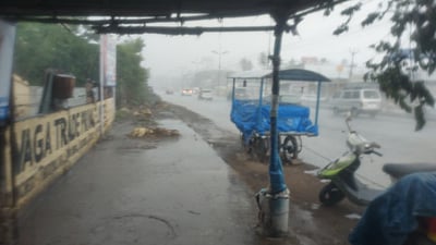 கோவையில் ஒரு சில பகுதியில் பெய்த ஆலங்கட்டி மழை! மக்கள் மகிழ்ச்சி!!
