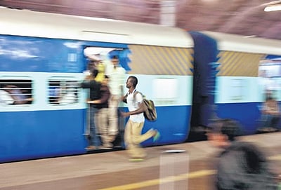 டிசம்பரில் முதல் ஹைட்ரஜன் ரயில் சோதனை ஓட்டம்!