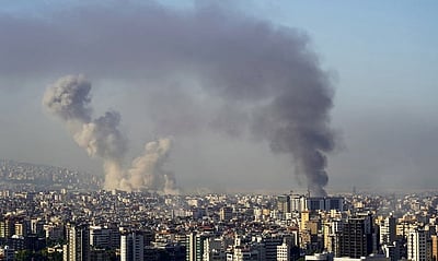 அமெரிக்கா-இஸ்ரேல், ஈரான் போர்: வளைகுடா வாழ் தமிழர்களுக்கான உதவி எண்கள் அறிவிப்பு!