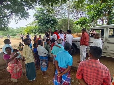 காந்தலூர்: புறம்போக்கு நிலம் கையகப்படுத்தும் விவகாரம்! விவசாயிகள் சாலை மறியல்