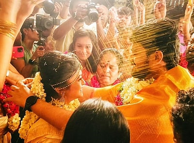 மகிழ்ச்சி செய்தியை அறிவித்த பிரபல சின்னத்திரை தம்பதி!