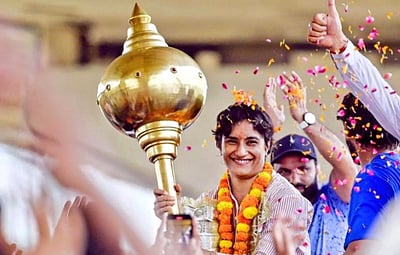 தோ்தல் ‘யுத்தத்தில்’ வென்ற வினேஷ் போகாட்