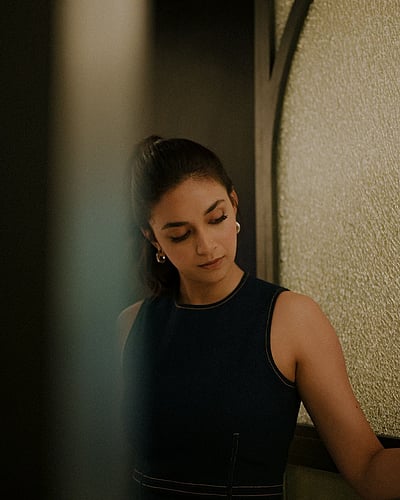 வசியக்காரி..! கீர்த்தி சுரேஷ்!