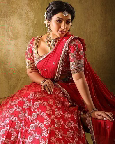 அழகிய ராட்சசி ஷபானா ஷாஜஹான் - புகைப்படங்கள்