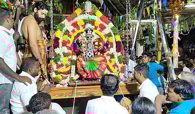 பூதநாயகி அம்மன் பொன்னூஞ்சல் விழா