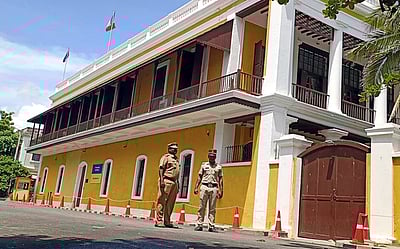 புதுச்சேரியில் பிரான்ஸ் துணை தூதரகத்துக்கு வெடிகுண்டு மிரட்டல்