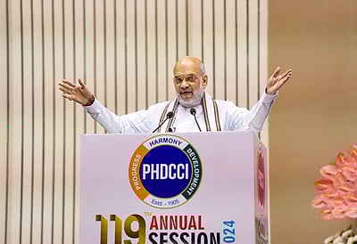 10 ஆண்டுகால ஆட்சியில் மோடி அரசுக்கு எதிராக ஒரு ஊழல் புகாா்கூட இல்லை: அமித் ஷா