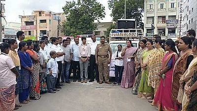 சாலையில் பூசணிக்காய் உடைப்பதைத் தடுக்கக் கோரி பிரசாரம்