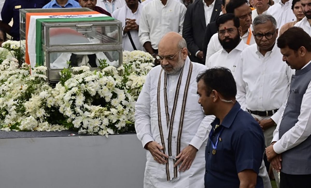 ரத்தன் டாடாவுக்கு அமித் ஷா இறுதி மரியாதை!