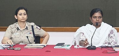 பருவமழை பாதிப்புகளைக் கண்காணிக்க 24 மணி நேர கட்டுப்பாட்டு அறை: புதுகை ஆட்சியா் தகவல்