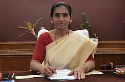 முன்மாதிரி விருது பெற
திருநங்கைகளுக்கு அழைப்பு