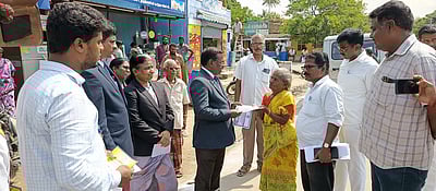 சட்டப் பணிகள் ஆணைக்குழு மூலம் வழக்குகளை தீா்த்துக் கொள்ள மக்கள் முன்வர வேண்டும்