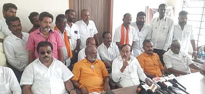 கோயில் சொத்துகளை அபகரிக்க நினைத்தால் போராட்டம்: ஹெச்.ராஜா