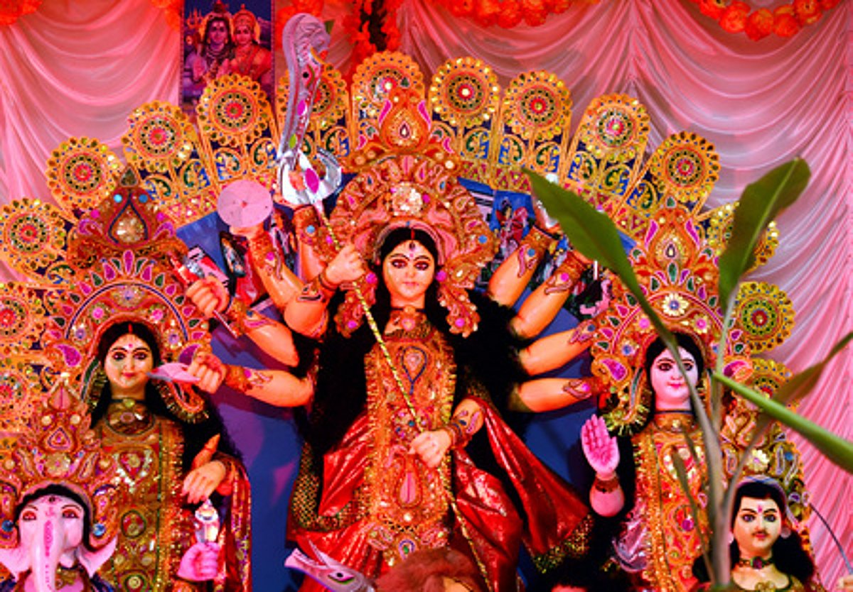 மகா அஷ்டமி: நாடு முழுவதும் கோயில்களில் இன்று காலை சிறப்பு வழிபாடு