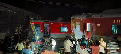 கவரப்பேட்டை ரயில் விபத்து புகைப்படங்கள்..!