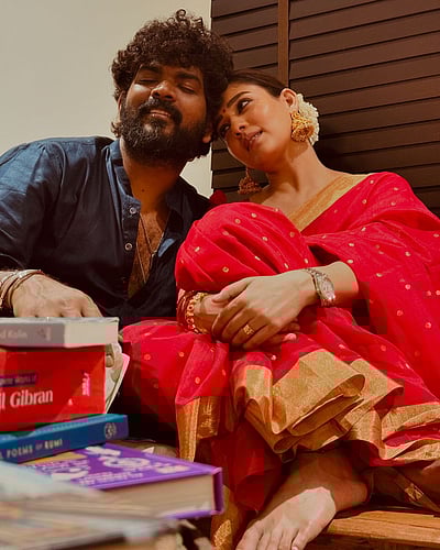 அவளும் நானும்..! நயன் - விக்கி! 