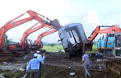 ரயில் விபத்து: சீரமைப்பு பணிகள் எப்போது முடிவடையும்? தெற்கு ரயில்வே தகவல்