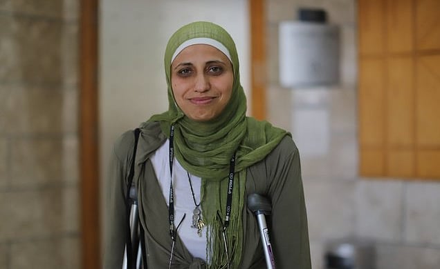 கவிதைதான் குற்றம் - டாரின் டட்டூர் என்ற பாலஸ்தீன கவிதைக்குரல்!